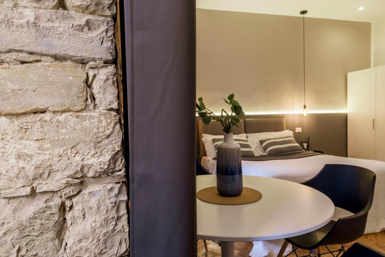 Romantic Studio In The Heart Of Τεργέστη Εξωτερικό φωτογραφία